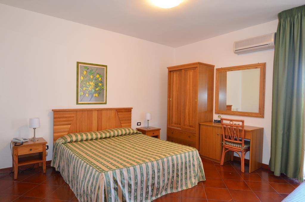 Best Western Hotel Martello LMP Extérieur photo